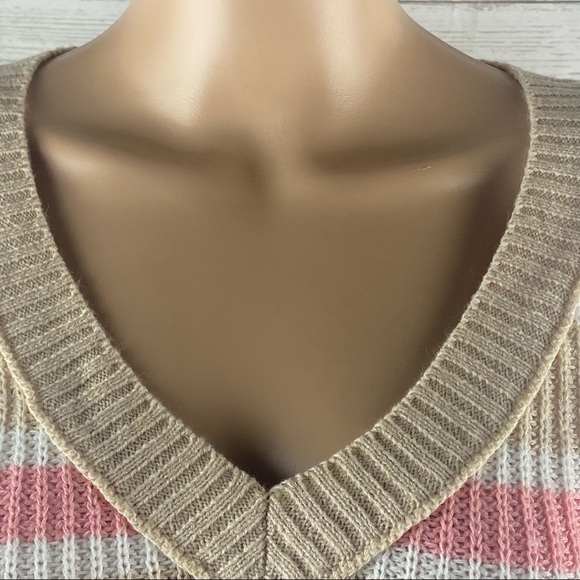 Will Fable Cropped Sweater - Picture 2 of 12